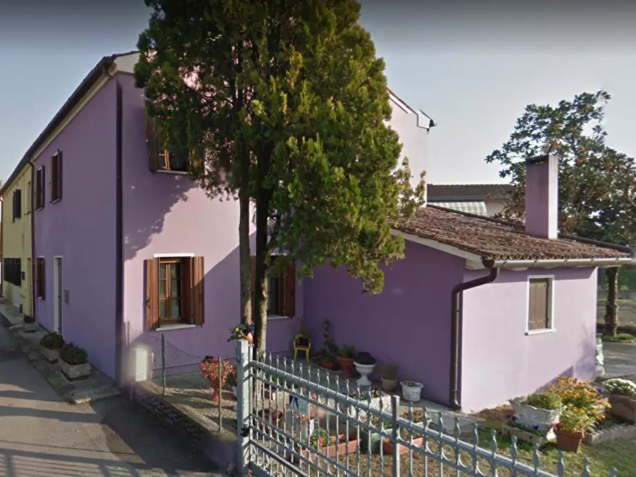 Immagine 1 di Porzione di casa in vendita  in Via Fabio Filzi a Bagnoli Di Sopra