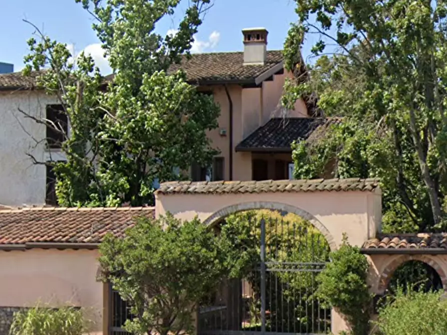 Immagine 1 di Porzione di casa in vendita  in via Santellone a Montichiari