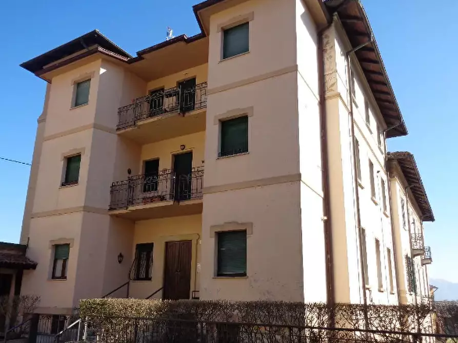 Immagine 1 di Appartamento in vendita  in Via Casari a Alta Valle Intelvi