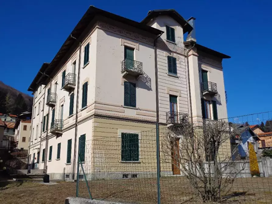 Immagine 1 di Appartamento in vendita  in via Casari a Alta Valle Intelvi