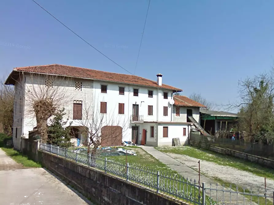 Immagine 1 di Casa indipendente in vendita  in Via Vons a Vivaro