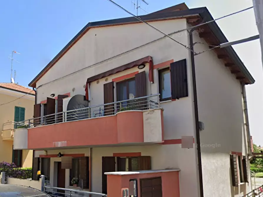 Immagine 1 di Porzione di casa in vendita  in Via Fornace Mancini a Pesaro