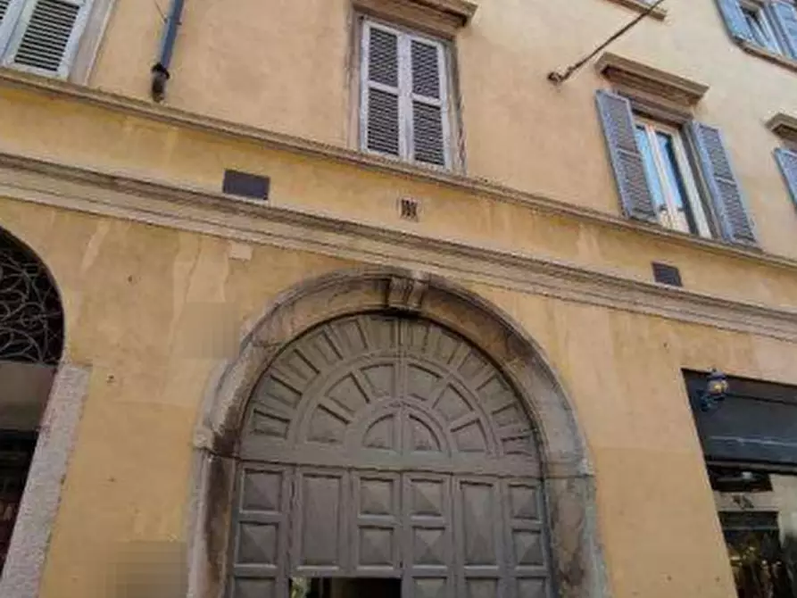 Immagine 1 di Appartamento in vendita  in Via San Martino della Battaglia a Varese