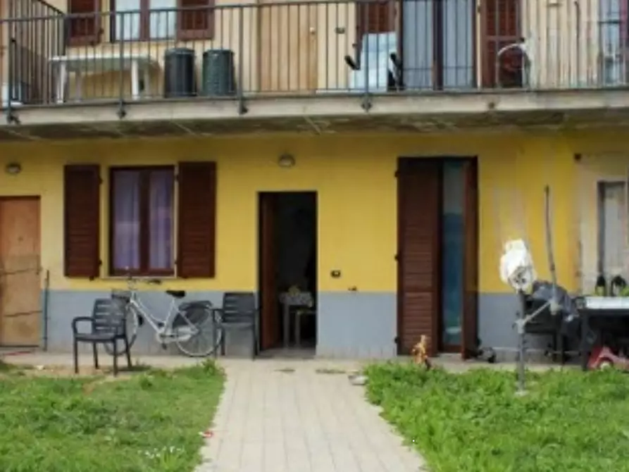 Immagine 1 di Appartamento in vendita  in Via Giorgio la Pira  a Arcene