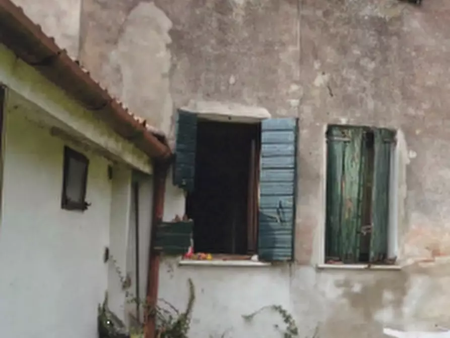 Immagine 1 di Porzione di casa in vendita  in  via Vallesina a Este