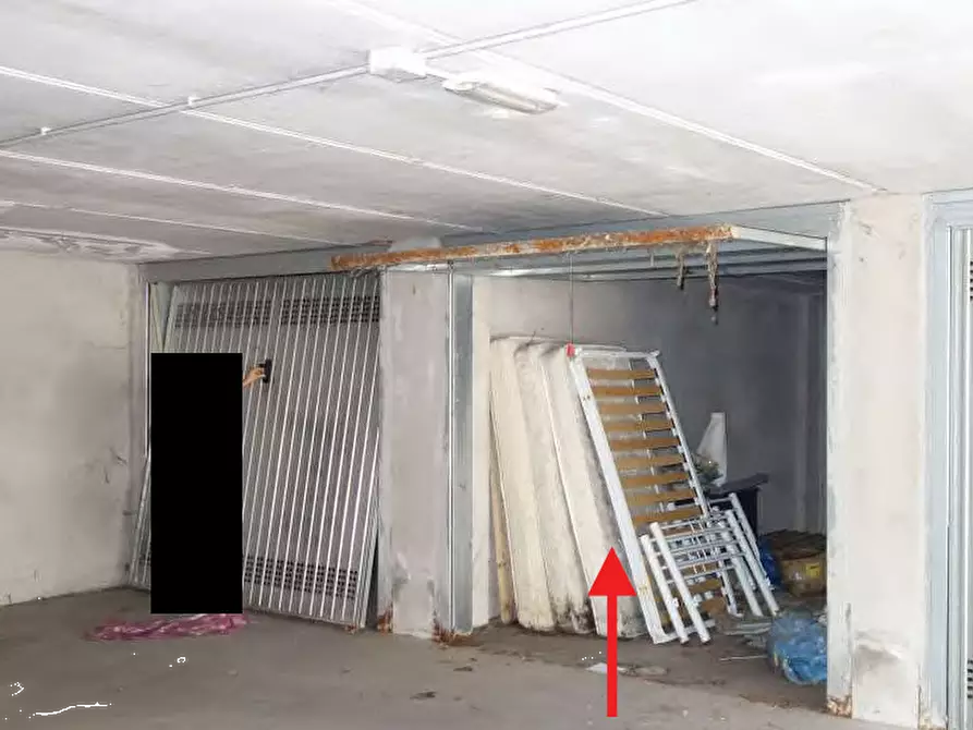 Immagine 1 di Garage in vendita  in Via Madonna in Campagna a Gallarate