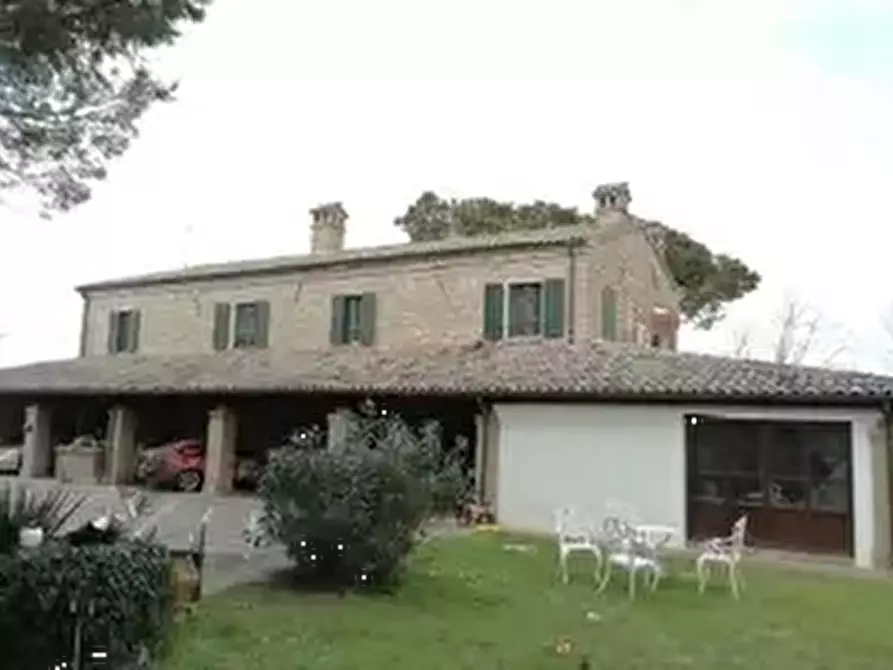 Immagine 1 di Villa in vendita  in Via San Mauro a Bellaria-Igea Marina