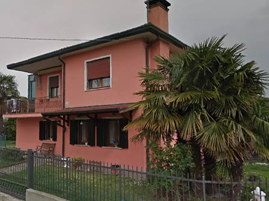 Immagine 1 di Porzione di casa in vendita  in Via N.Sauro a Bagnoli Di Sopra