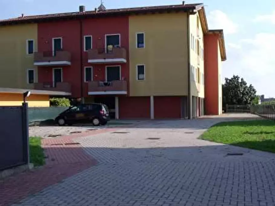 Immagine 1 di Posto auto in vendita  in Via Bolzani a Masera' Di Padova