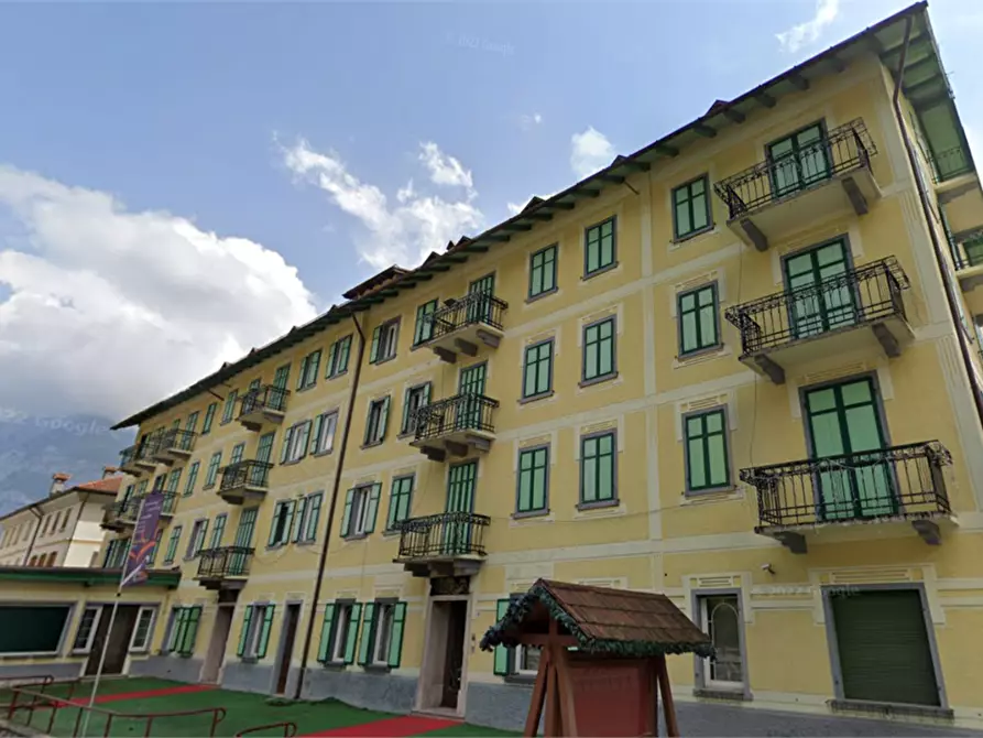 Immagine 1 di Hotel in vendita  in Via Roma a Auronzo Di Cadore
