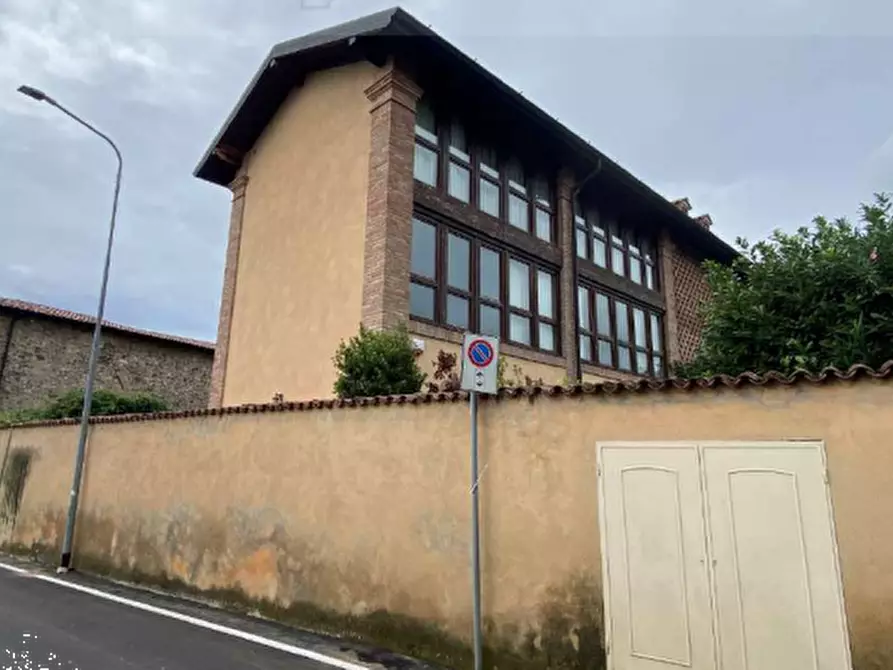 Immagine 1 di Appartamento in vendita  in Via Torre a Cazzago San Martino