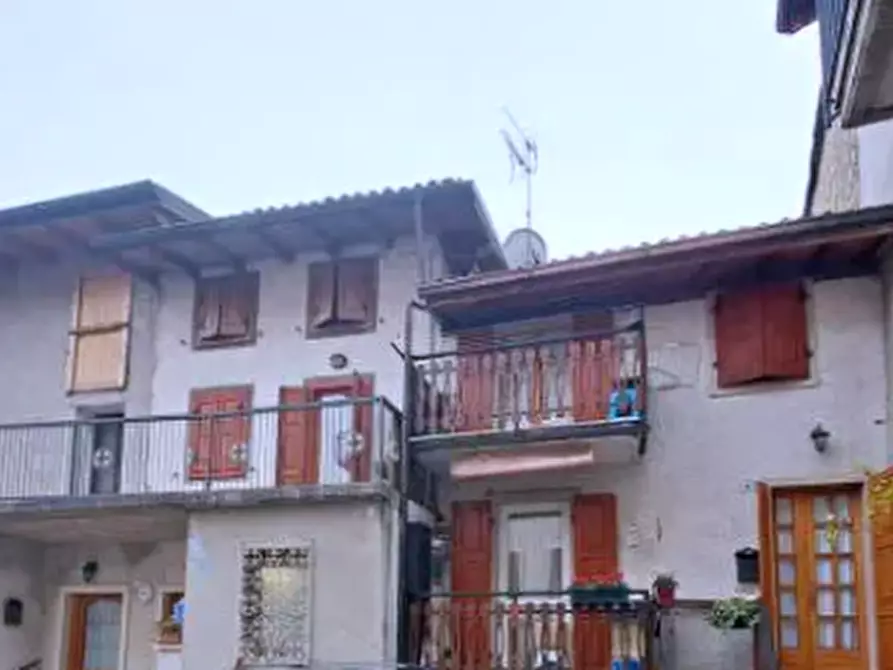 Immagine 1 di Appartamento in vendita  in Vicolo Adige a Brentino Belluno