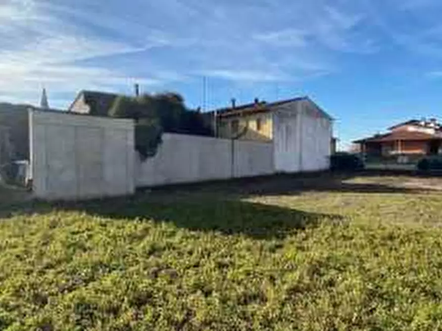 Immagine 1 di Terreno edificabile in vendita  in Località Roverchiara a Roverchiara