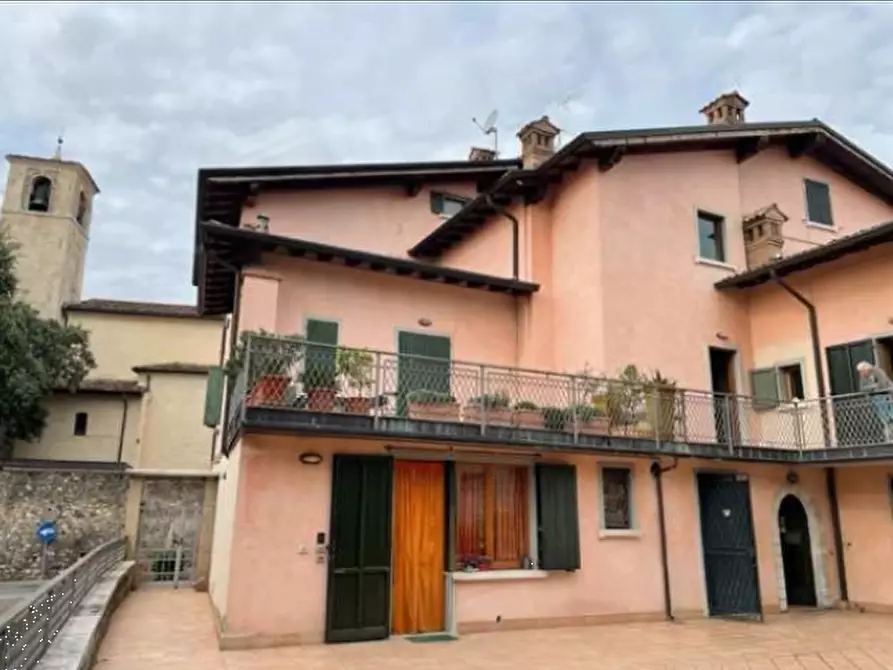 Immagine 1 di Appartamento in vendita  in via Monte Grappa a Desenzano Del Garda