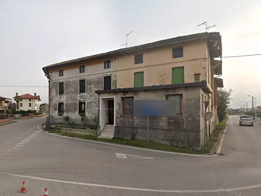 Immagine 1 di Casa indipendente in vendita  in Via Piave a Basiliano