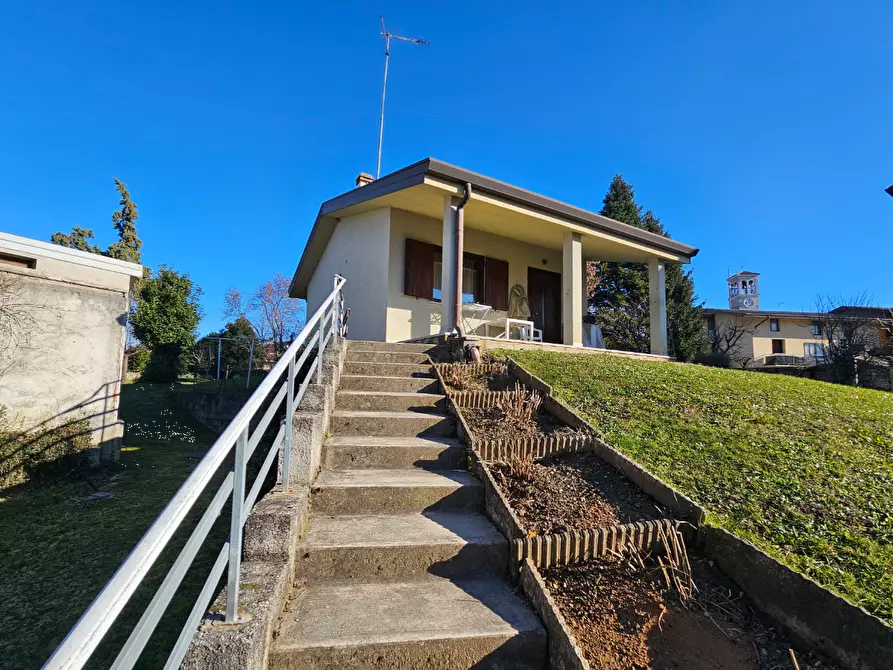 Immagine 1 di Villa in vendita  in via San Zenone degli Ezzelini a Majano