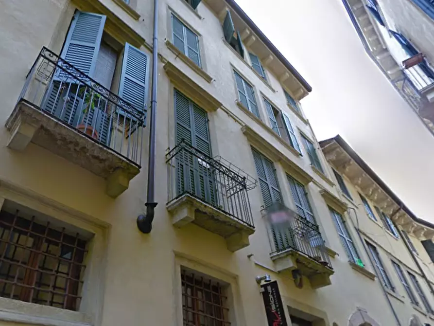 Immagine 1 di Appartamento in vendita  in Vicolo Rensi a Verona