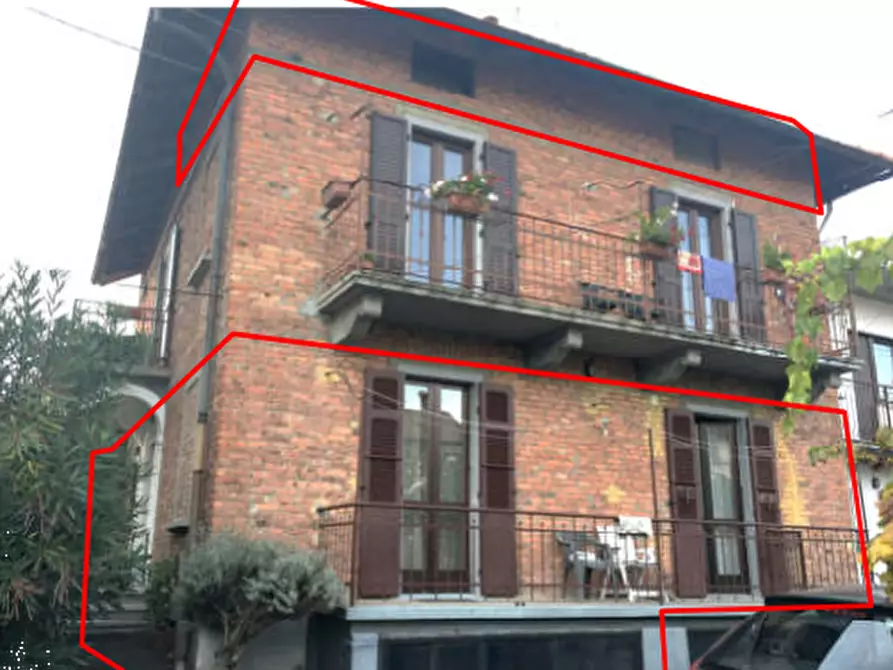 Immagine 1 di Casa bifamiliare in vendita  in Via Pierino da Cagno a Solbiate Con Cagno