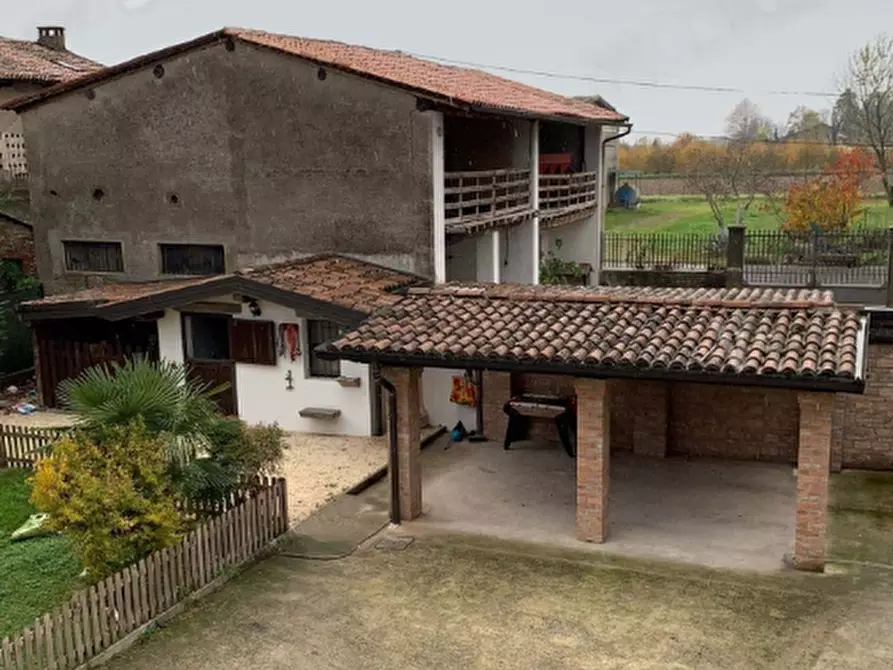 Immagine 1 di Casa indipendente in vendita  in via Olmi a Chiari