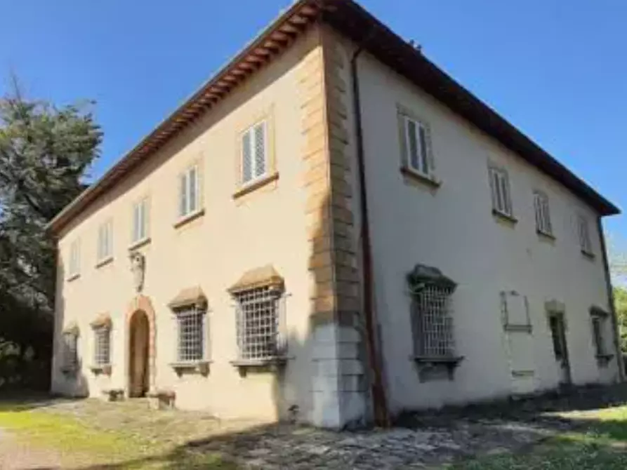 Immagine 1 di Villa in vendita  in Via Antonio del Pollaiolo a Lastra A Signa