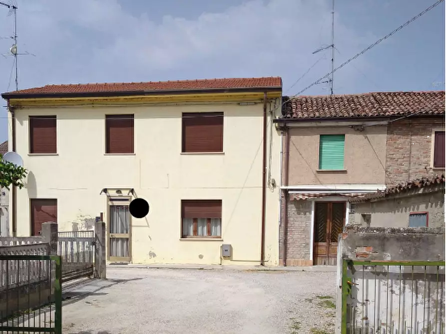 Immagine 1 di Casa indipendente in vendita  in via Giancarlo Ghiraldi a Copparo