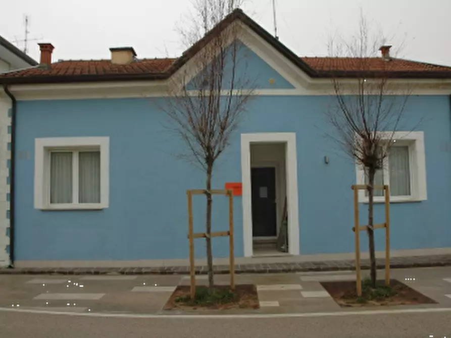 Immagine 1 di Porzione di casa in vendita  in  via Porto Palos a Rimini