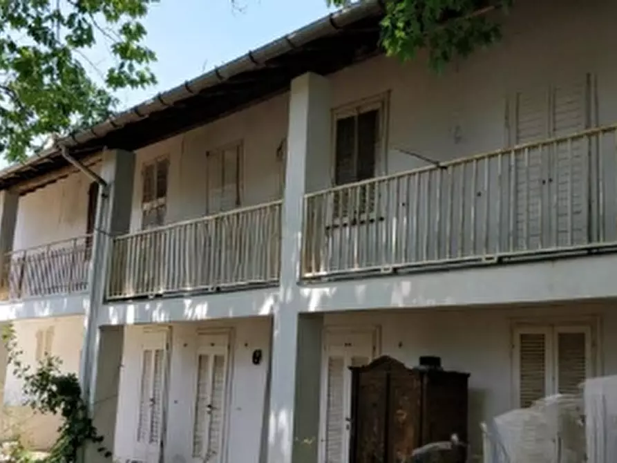 Immagine 1 di Porzione di casa in vendita  in Località  Cascina Luigione a Capriata D'orba