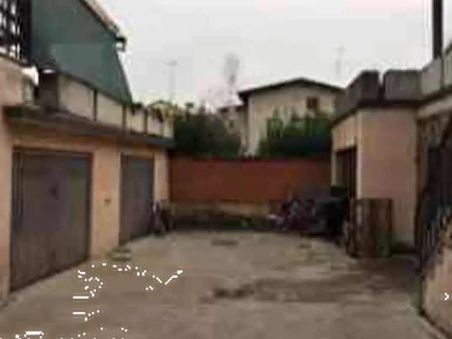 Immagine 1 di Porzione di casa in vendita  in via pedersoli a Chiari