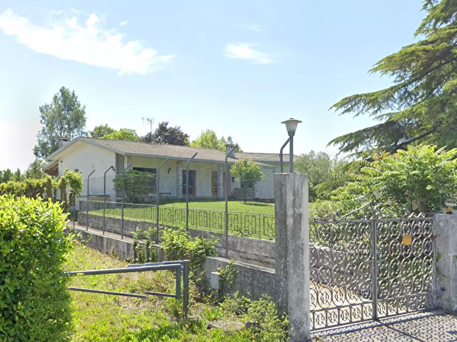 Immagine 1 di Casa indipendente in vendita  in via Baratti a Prata Di Pordenone