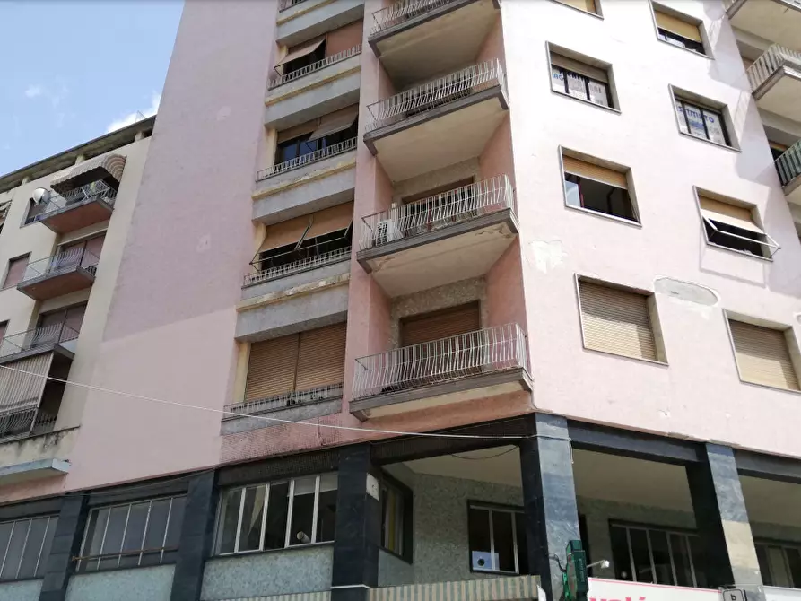 Immagine 1 di Appartamento in vendita  in via Pietro Isola a Novi Ligure