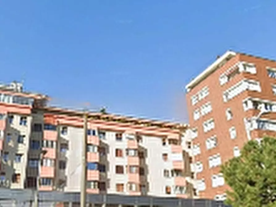 Immagine 1 di Appartamento in vendita  in Via Emilia Levante a Bologna