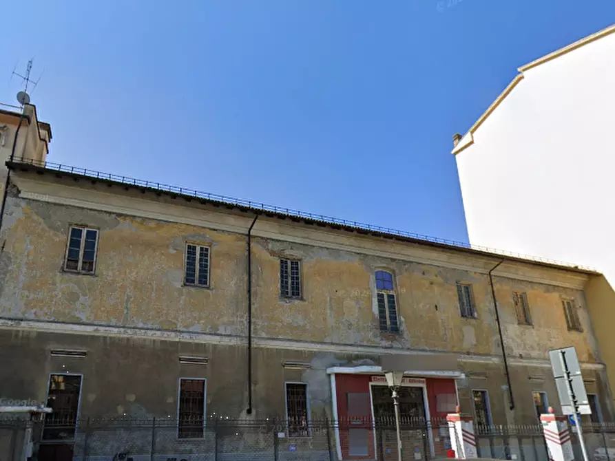 Immagine 1 di Magazzino in vendita  in Corso Marenco a Novi Ligure