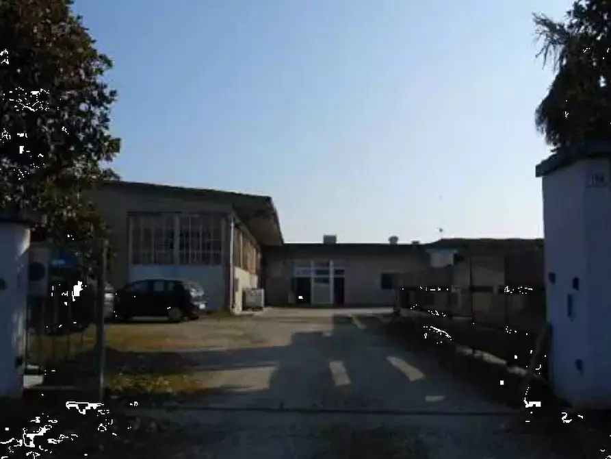 Immagine 1 di Capannone industriale in vendita  in Via Filegare a Salizzole