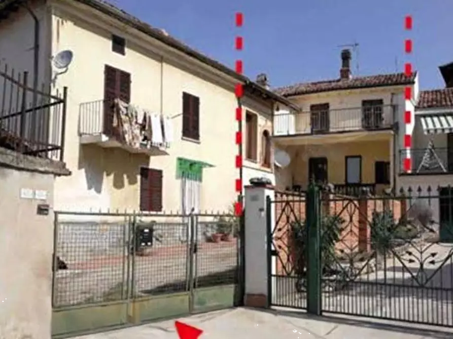 Immagine 1 di Porzione di casa in vendita  in Via Gatti a Casorzo