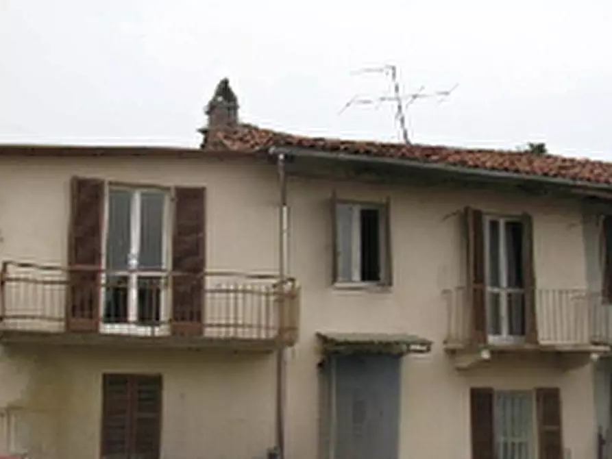 Immagine 1 di Casa indipendente in vendita  in Frazione Sessant a Asti