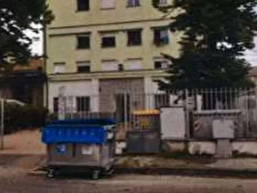 Immagine 1 di Hotel in vendita  in Via degli Amanti a Ferrara