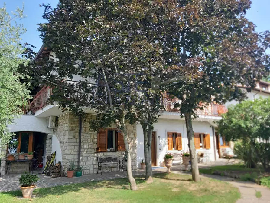 Immagine 1 di Casa bifamiliare in vendita  in via Luciano Manara a Padenghe Sul Garda