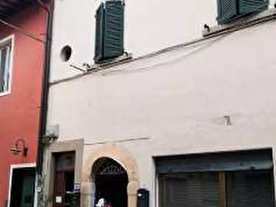 Immagine 1 di Appartamento in vendita  in  Via Primo Maggio a Campi Bisenzio