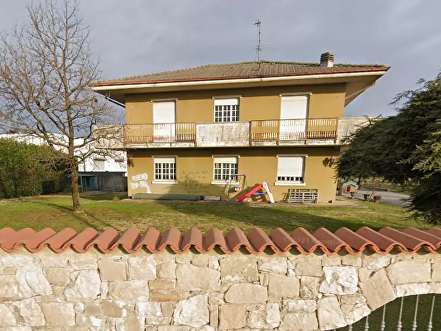 Immagine 1 di Villa in vendita  in  Via Leon Battista Alberti  a Urgnano