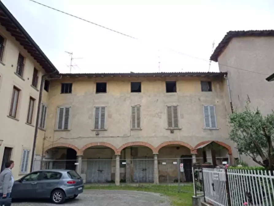 Immagine 1 di Rustico / casale in vendita  in Via Monte Grappa a Boltiere