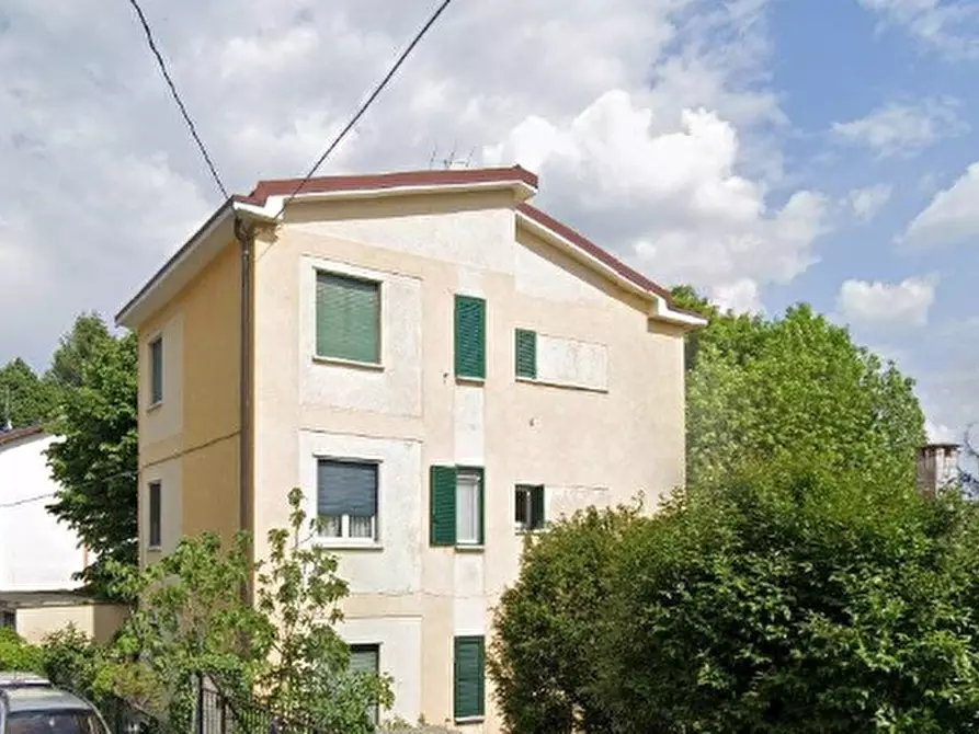 Immagine 1 di Appartamento in vendita  in Via San Biagio a Inverigo