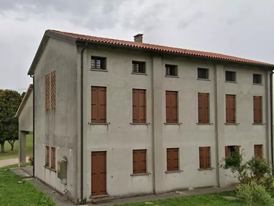 Immagine 1 di Casa indipendente in vendita  in via Arzaron a Villa Estense