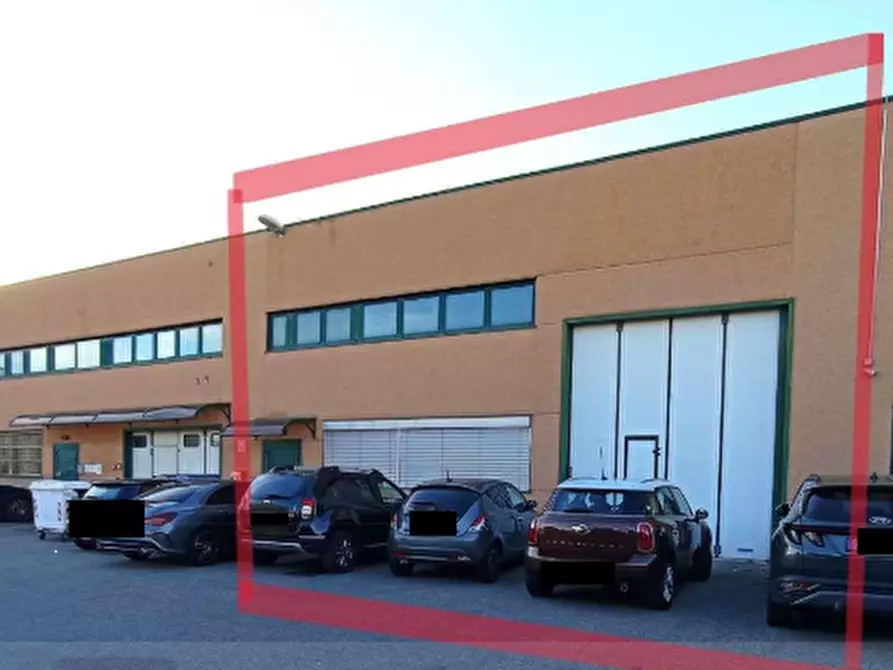 Immagine 1 di Capannone industriale in vendita  in Via Benvenuto Cellini a Cadorago