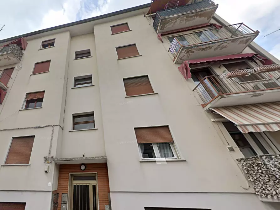 Immagine 1 di Appartamento in vendita  in Via Perosi a Venezia