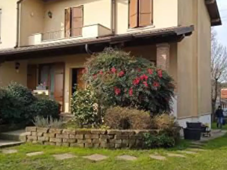 Immagine 1 di Casa indipendente in vendita  in Via Padre Benedetti a Pavone Del Mella