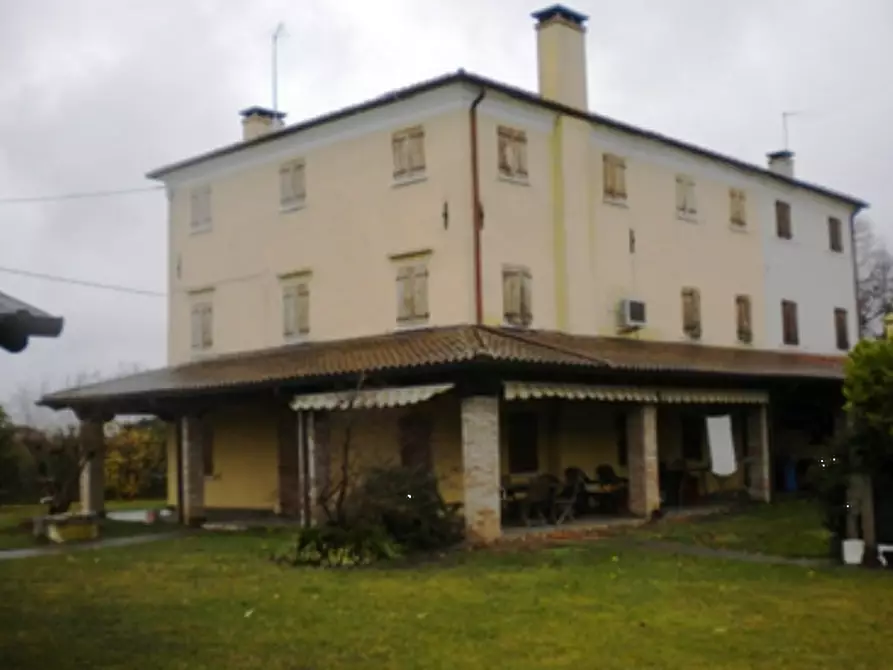 Immagine 1 di Casa indipendente in vendita  in via Altinia a Mogliano Veneto