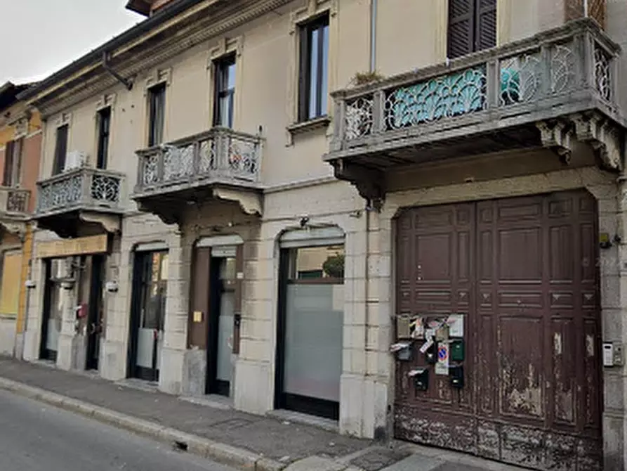 Immagine 1 di Appartamento in vendita  in Via SILVIO PELLICO a Busto Arsizio