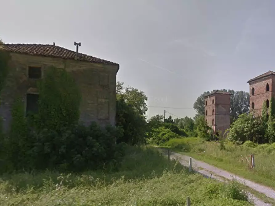 Immagine 1 di Rustico / casale in vendita  in Via Travaglio a Migliaro
