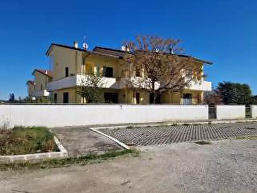 Immagine 1 di Casa indipendente in vendita  in Via L. Corbara a Cesena