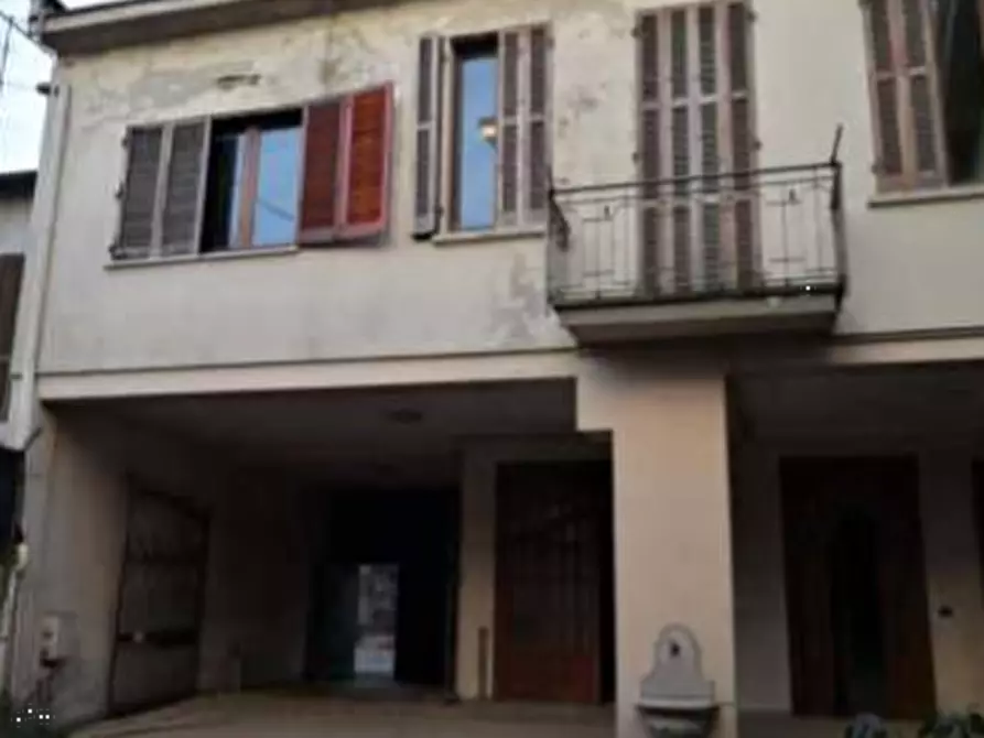 Immagine 1 di Appartamento in vendita  in Via Padulli a Cabiate
